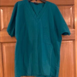 EUC! Men’s size S, Landau Teal Green Short Sleeve V-Neck Scrub Top!